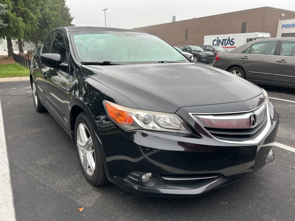 2013 Acura ILX  4