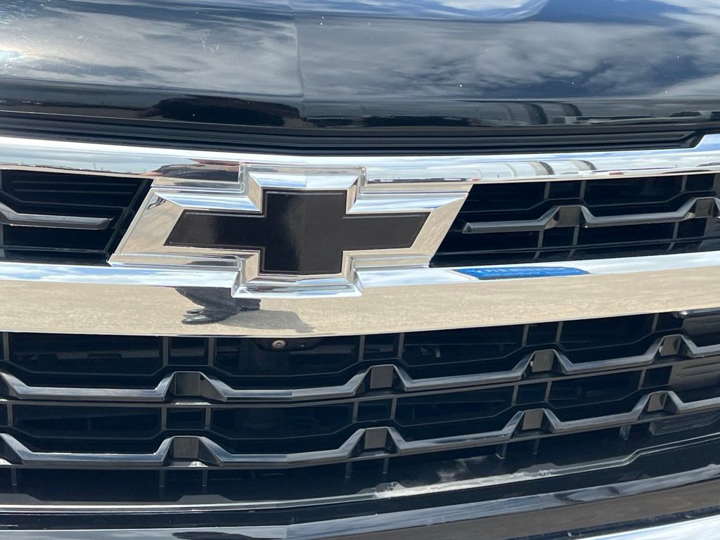 2022 Chevrolet Silverado 1500 LT - 4