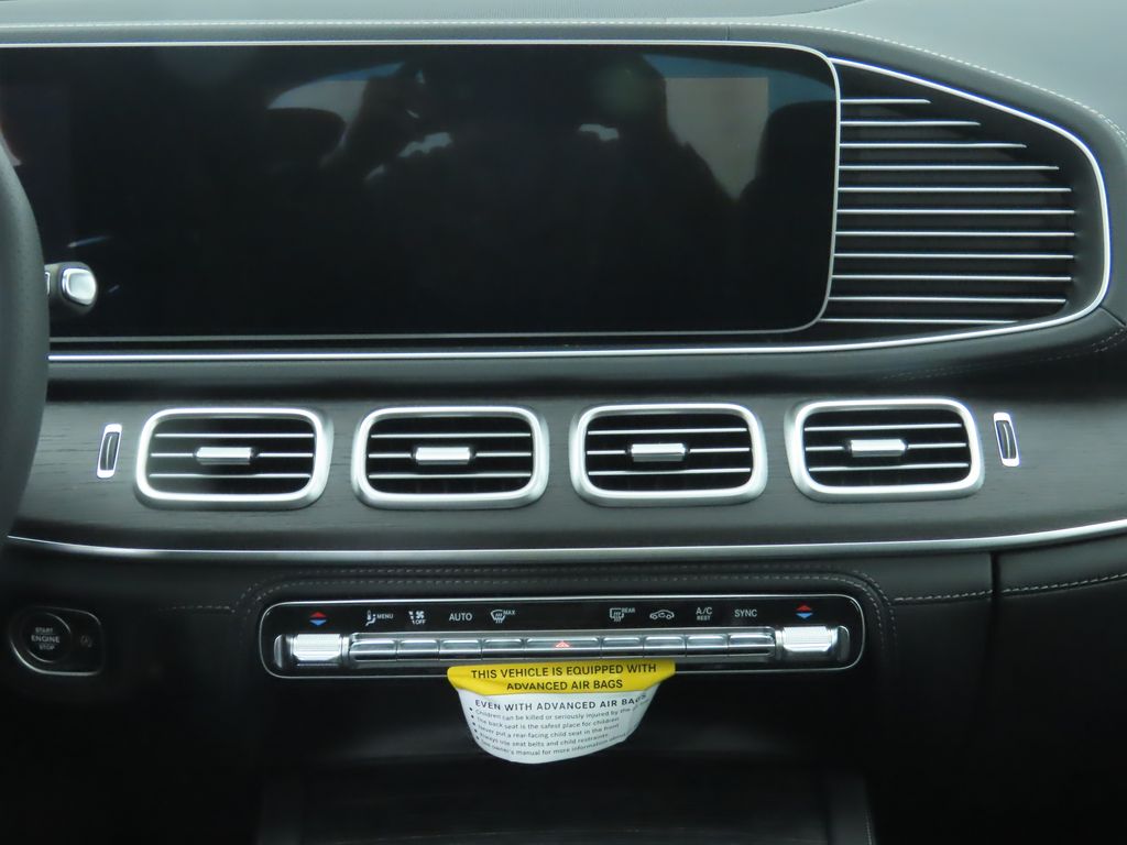 Thumbnail: 2026 Mercedes-Benz GLE - 15