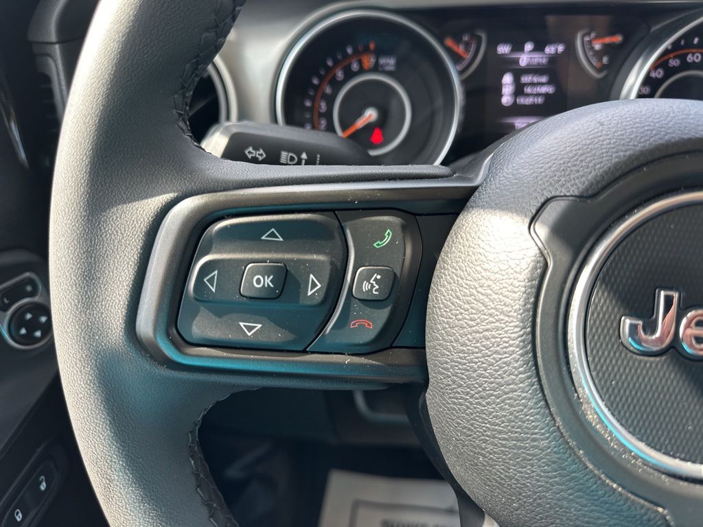 2023 Black Clearcoat Jeep Gladiator Sport 4X4 Truck