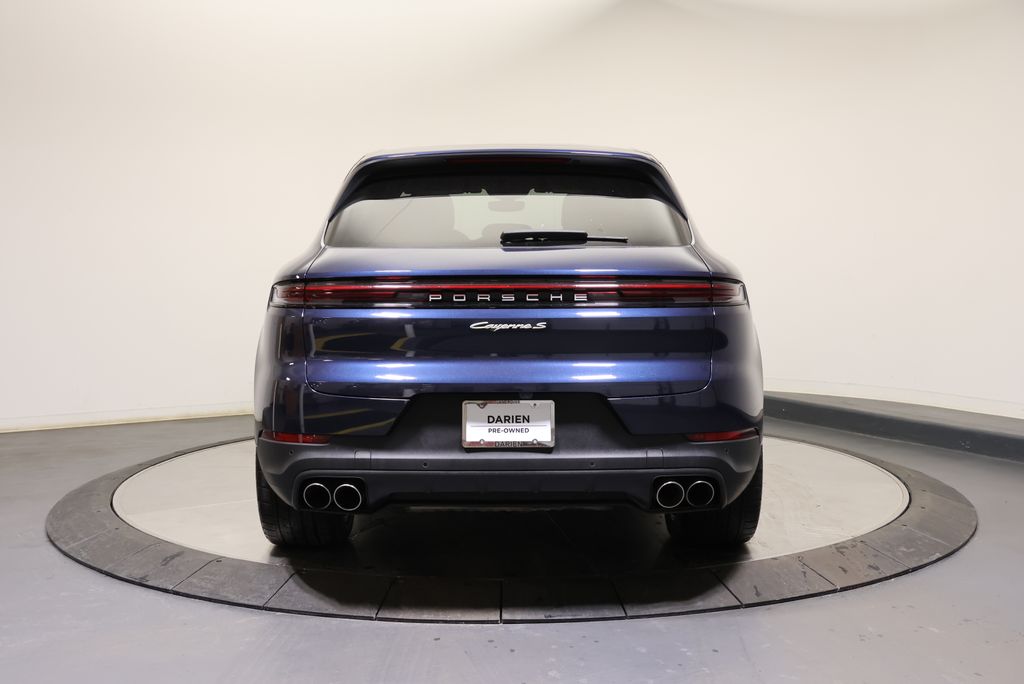 Thumbnail: 2024 Porsche Cayenne - 4