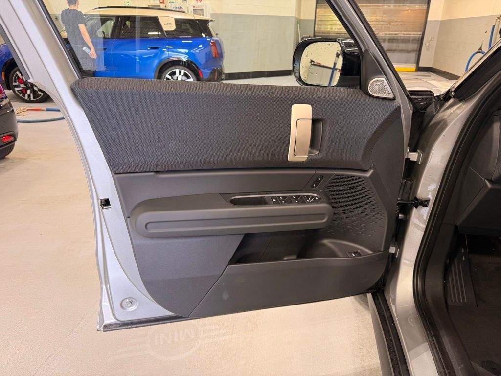 Thumbnail: 2025 MINI Cooper Countryman - 10