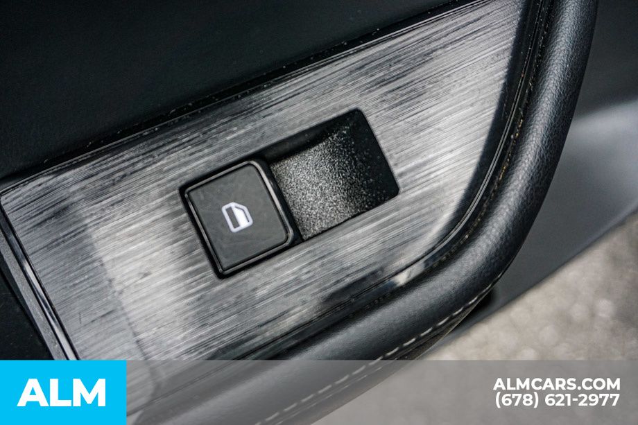 Used 2025 Blue Nissan SV image 49