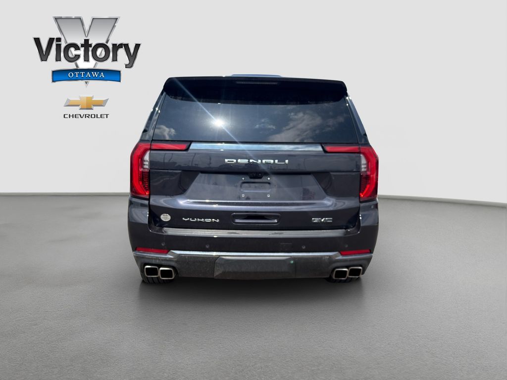 Used 2025 Silver GMC Denali Ultimate image 5
