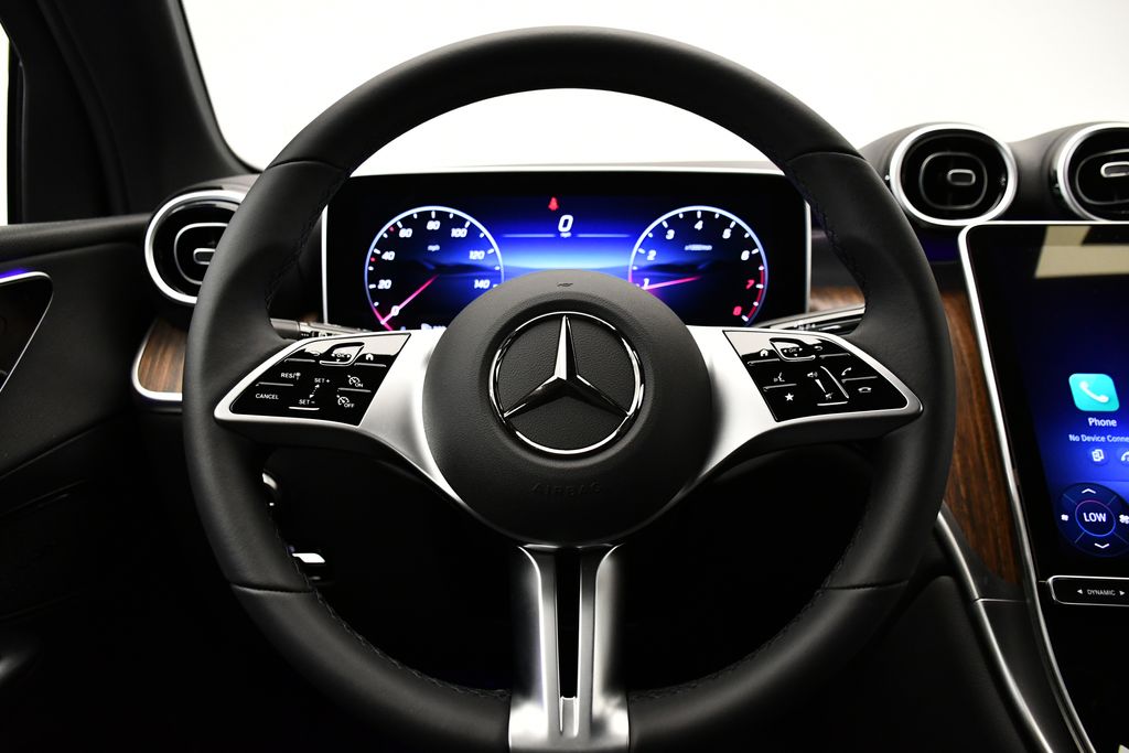 2025 Mercedes-Benz GLC 300 21