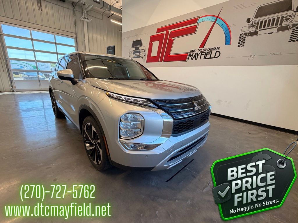 Alloy Silver Metallic 2022 Mitsubishi Outlander SUV / Crossover Front-Wheel Drive Continuously Variable Transmission