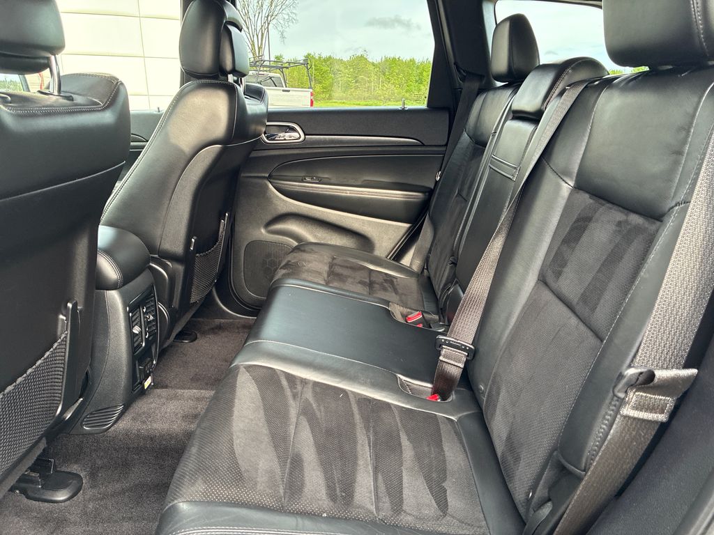 2015 Jeep Grand Cherokee Altitude White at Bob Ruth Ford
