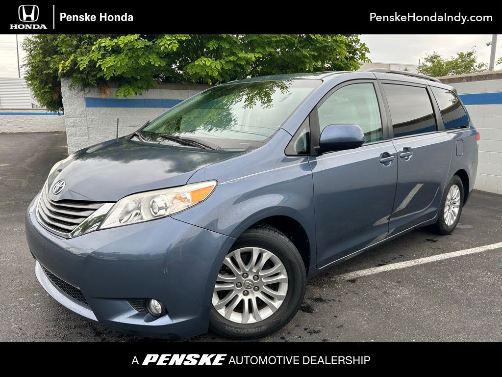 2014 Toyota Sienna XLE -
                  Indianapolis, IN