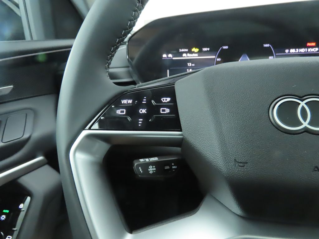 Thumbnail: 2025 Audi Q5 - 13