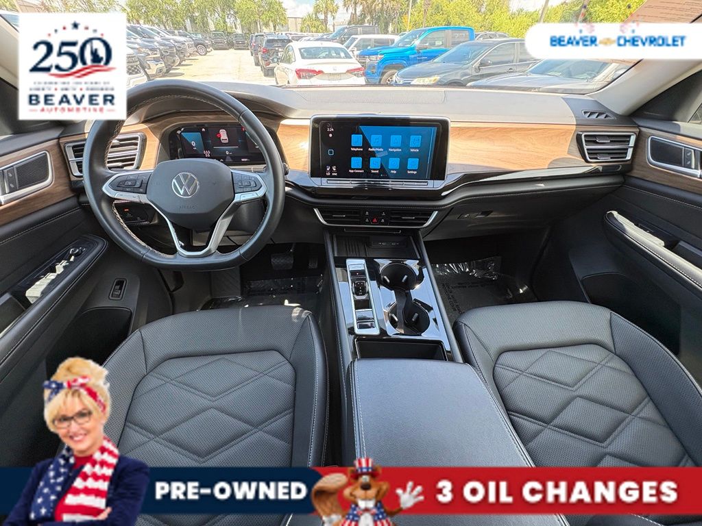 Used 2025 Volkswagen Atlas SUV