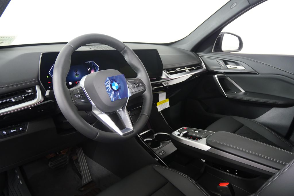 Thumbnail: 2025 BMW X1 - 12