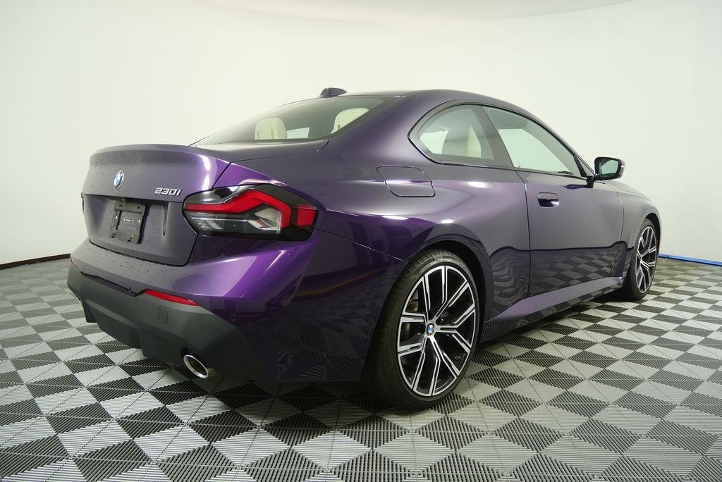 Thumbnail: 2024 BMW 2 Series - 3