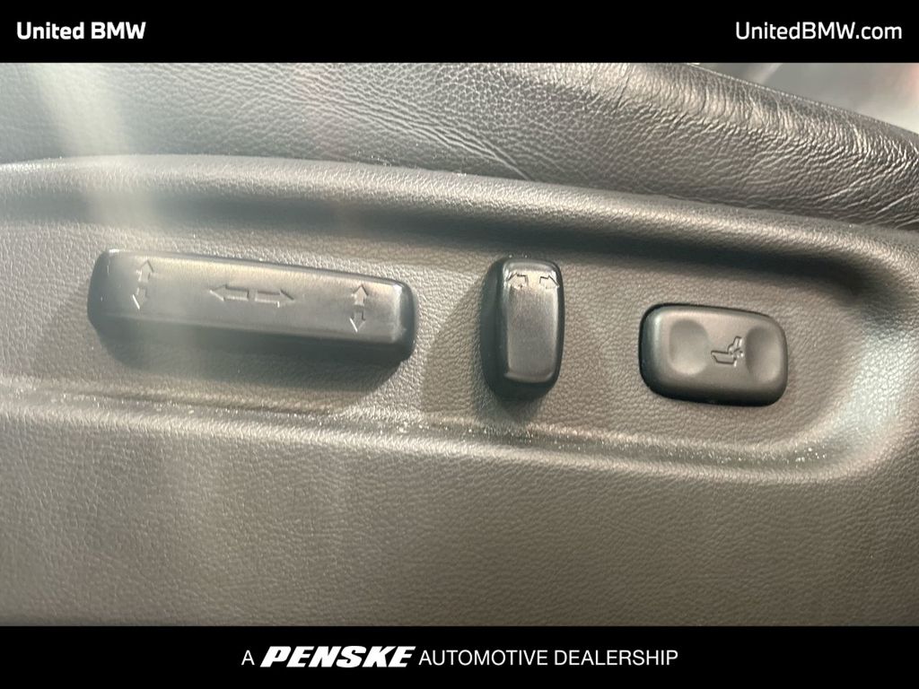 Thumbnail: 2019 Honda Pilot - 12