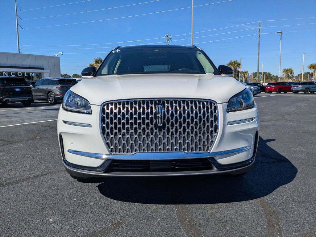2025 Lincoln Corsair Premiere