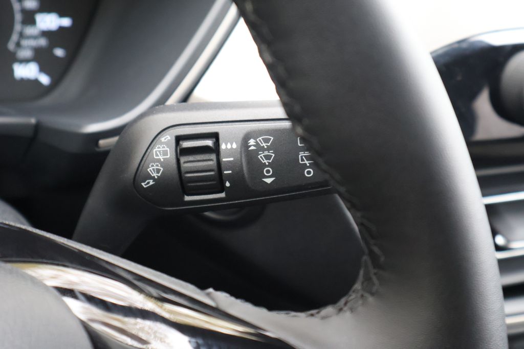 Thumbnail: 2022 Ford Escape - 25