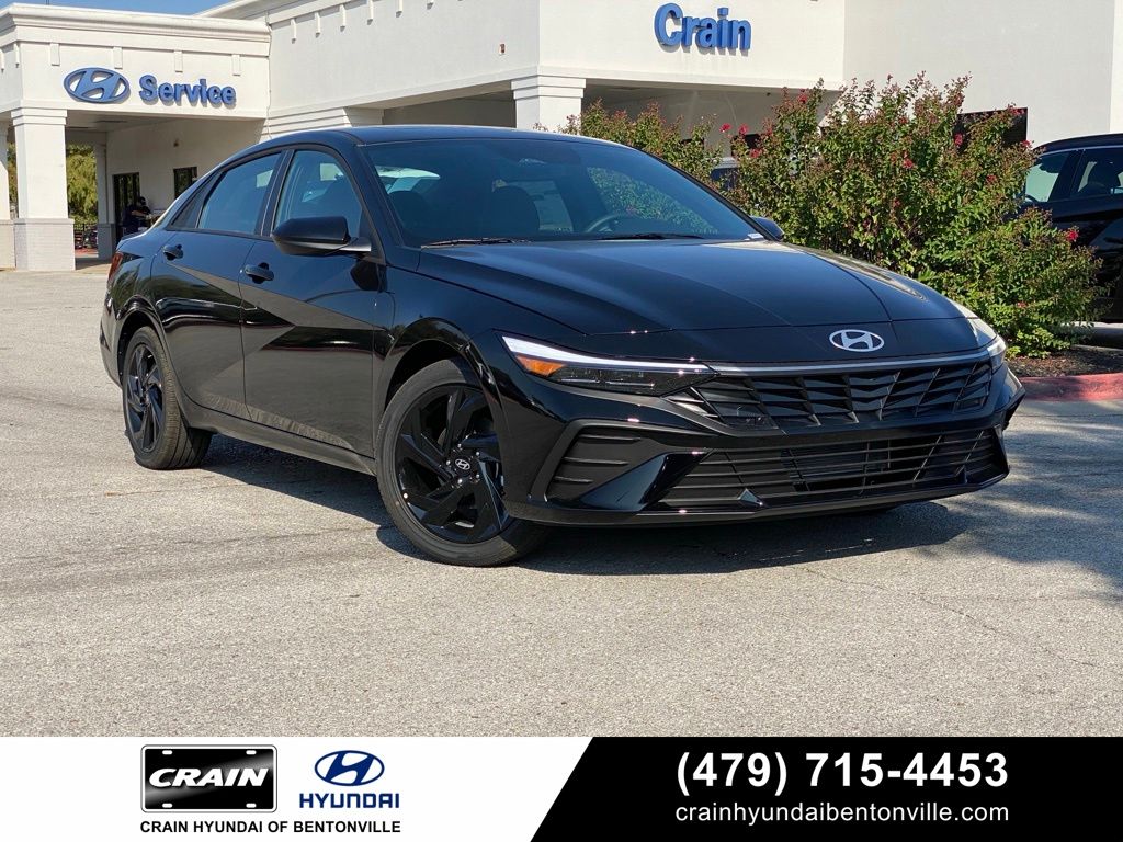 Abyss Black 2026 Hyundai Elantra Sedan Front-Wheel Drive Continuously Variable Transmission