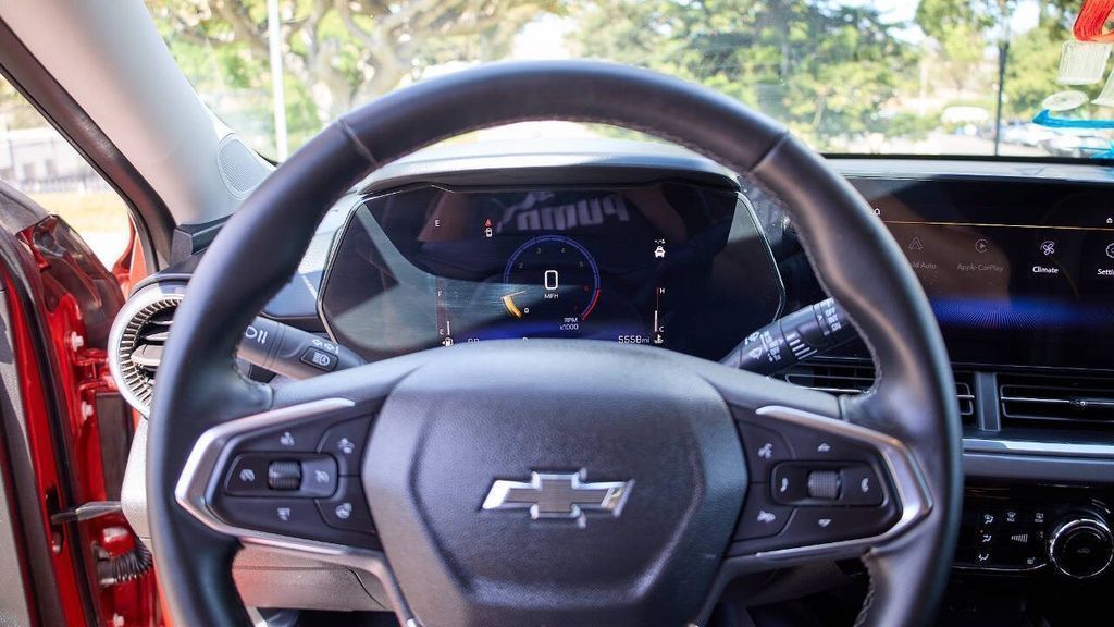 Used 2024 Chevrolet Trax ACTIV 4D Sport Utility