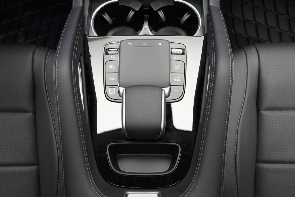 Thumbnail: 2026 Mercedes-Benz GLE - 29