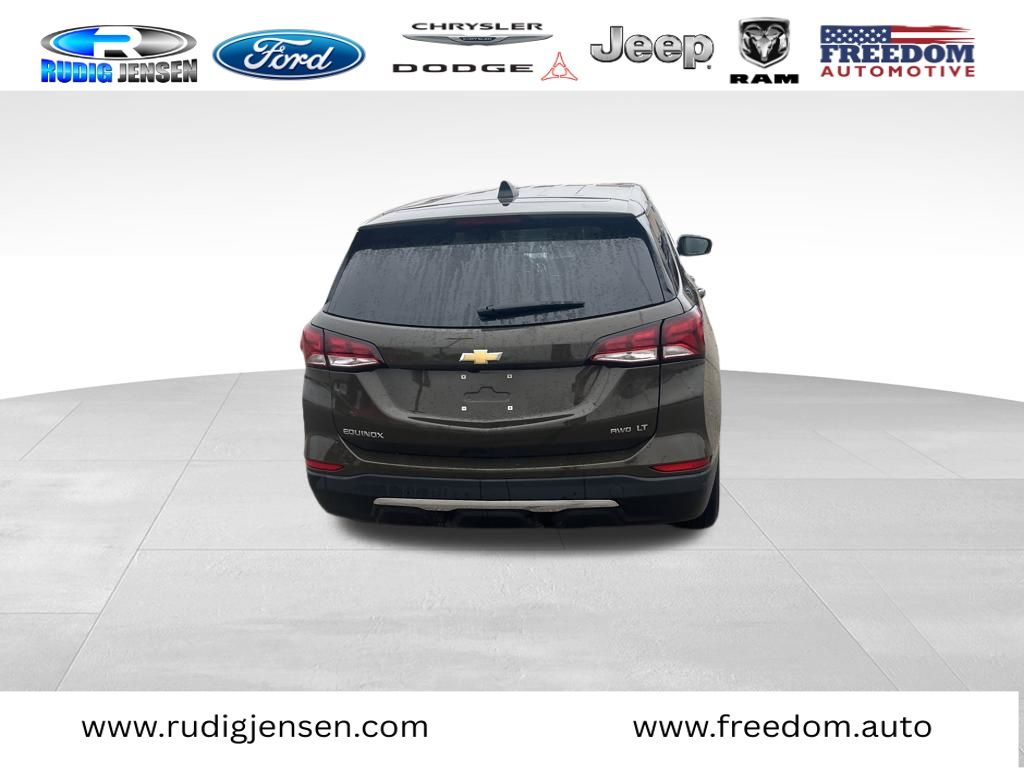 View vehicle photo 5