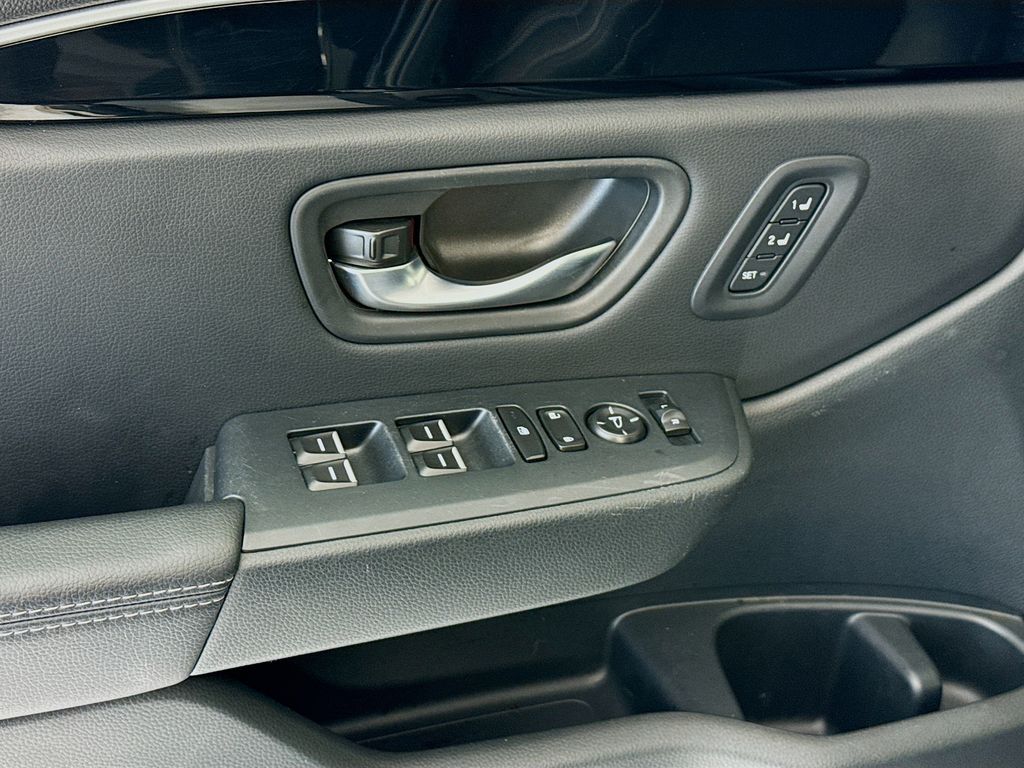 Thumbnail: 2024 Honda Pilot - 24