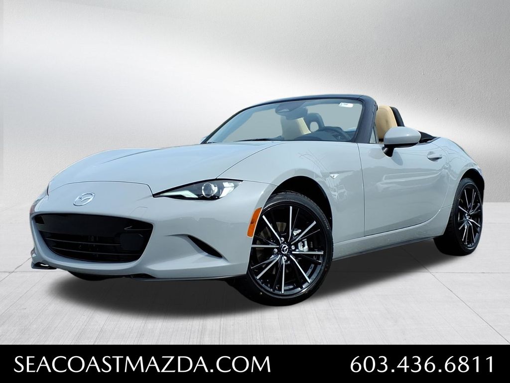 Aero Gray Metallic 2026 Mazda MX-5 Miata Convertible Rear-Wheel Drive 6-Speed Automatic