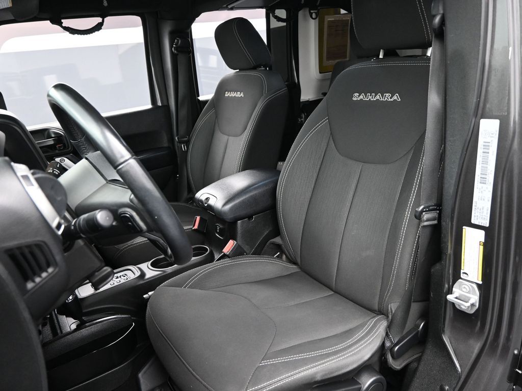 2018 Jeep Wrangler JK Unlimited Sahara