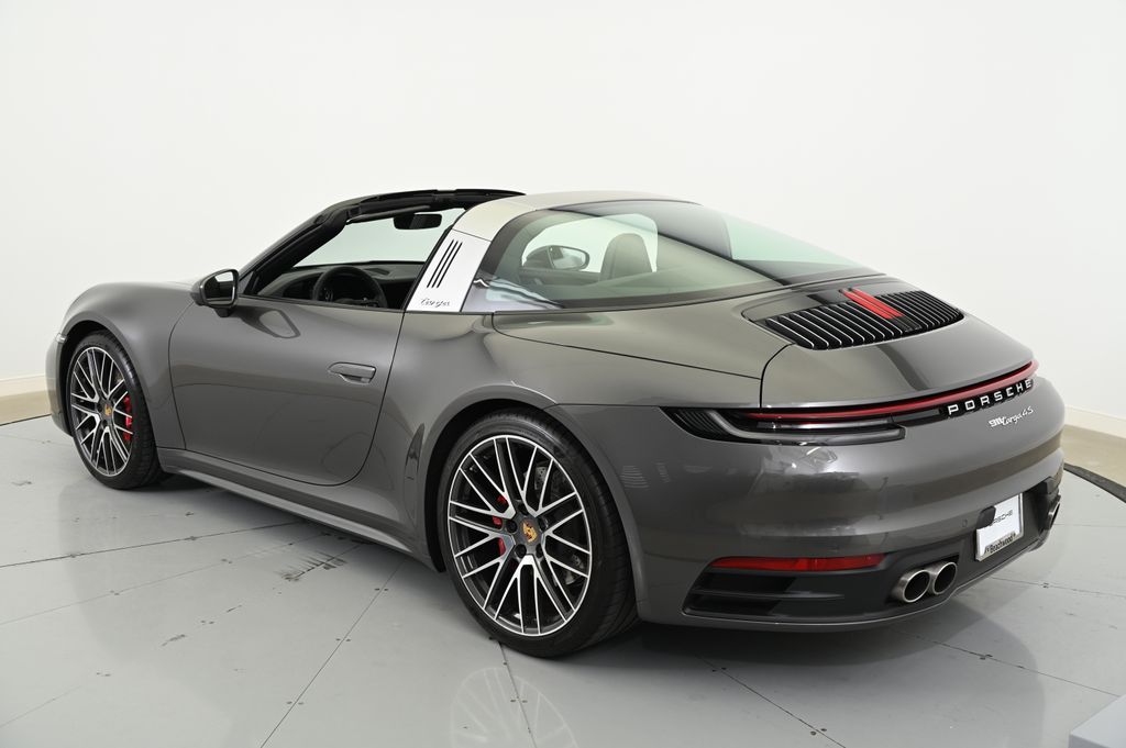 2022 Porsche 911 Targa 4S 8