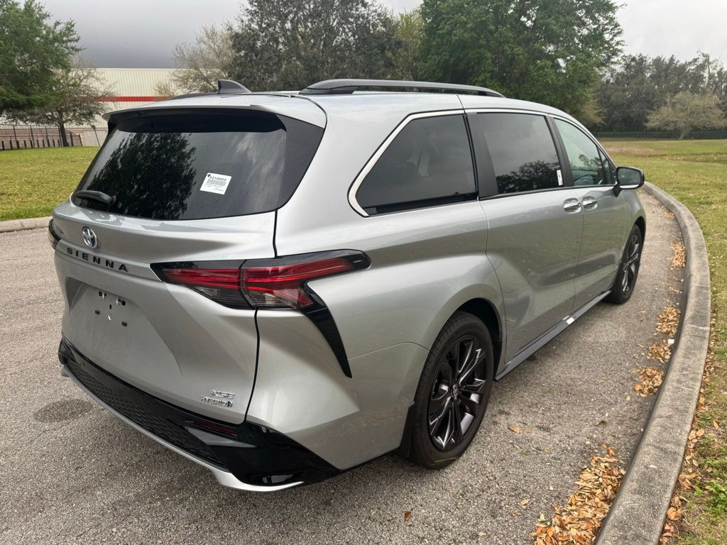 2024 Toyota Sienna XSE 5