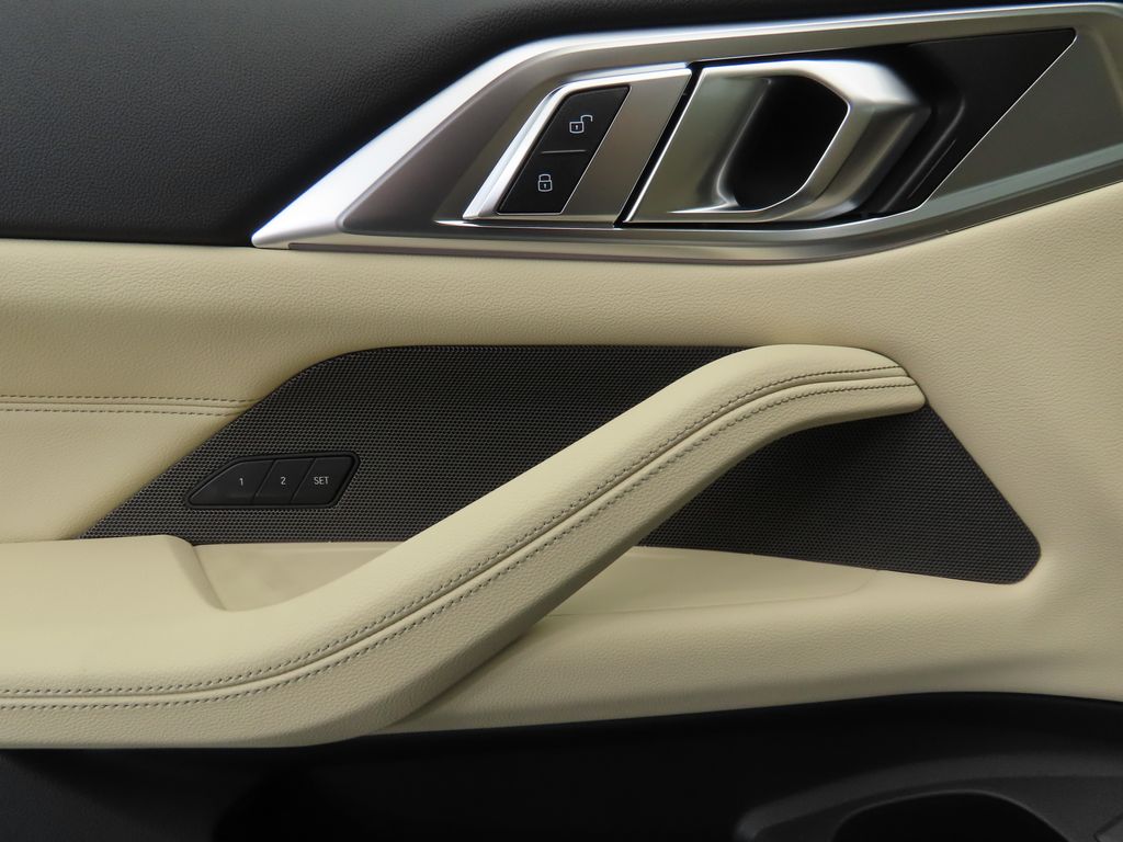 Thumbnail: 2026 BMW 4 Series - 22