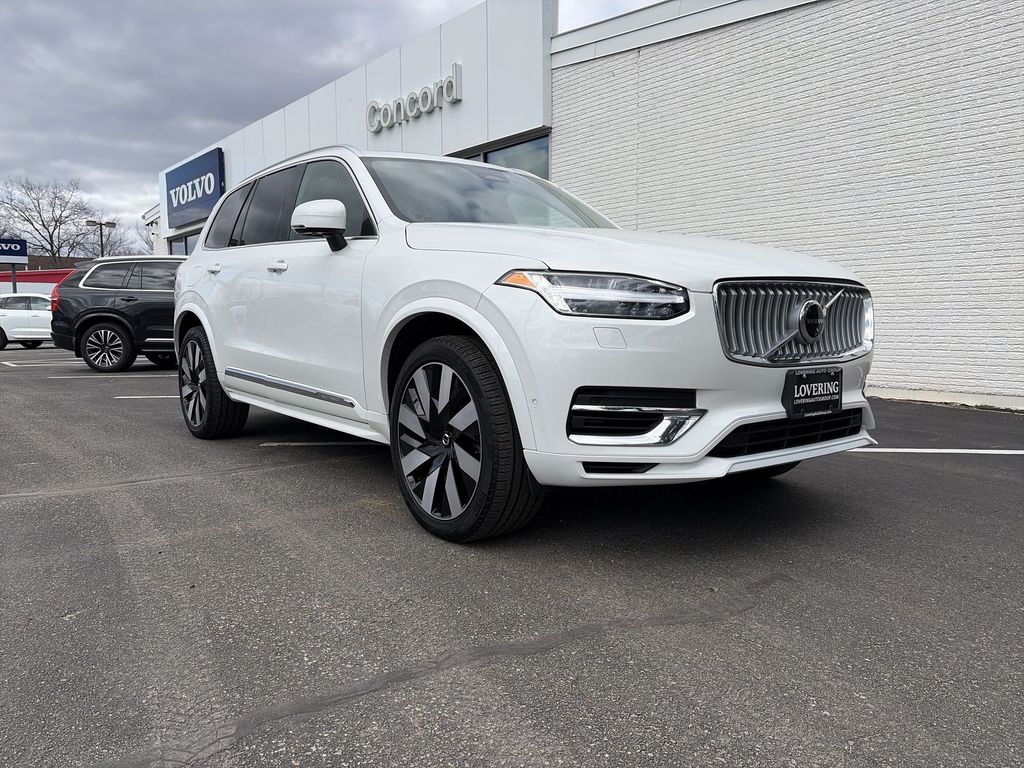 Crystal White 2024 Volvo XC90 Recharge T8 Recharge Ultimate Bright Theme 6-Passenger eAWD SUV / Crossover All-Wheel Drive Automatic