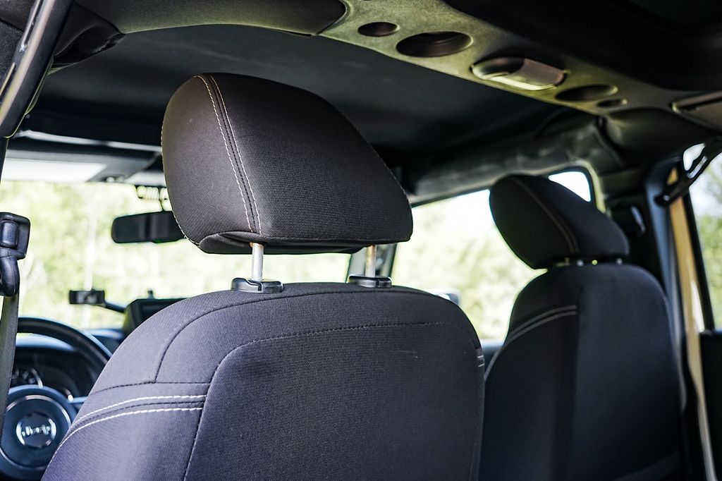 Used Car 2015 Jeep Wrangler  Unlimited Rubicon For Sale In Taylor, Texas