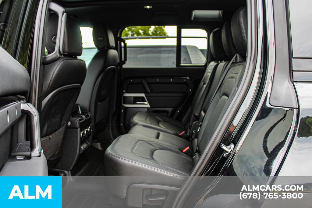 Used 2024 Black Land Rover S image 17