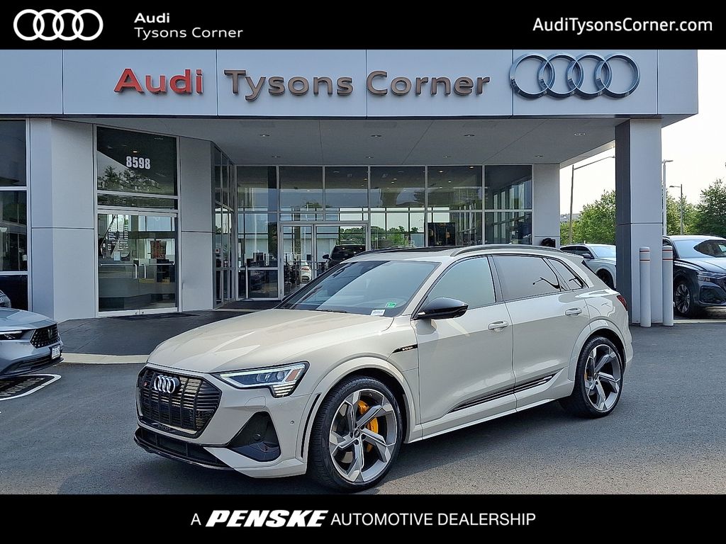 2022 Audi e-tron S Prestige -
                  Vienna, VA