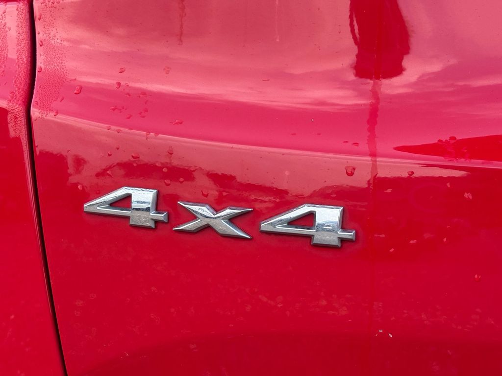 2015 Jeep Renegade Latitude Red at DeMontrond Auto Country