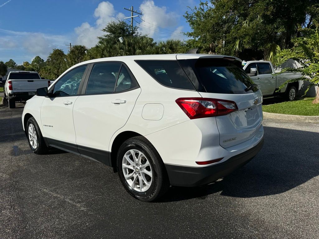 2021 Chevrolet Equinox LS 6