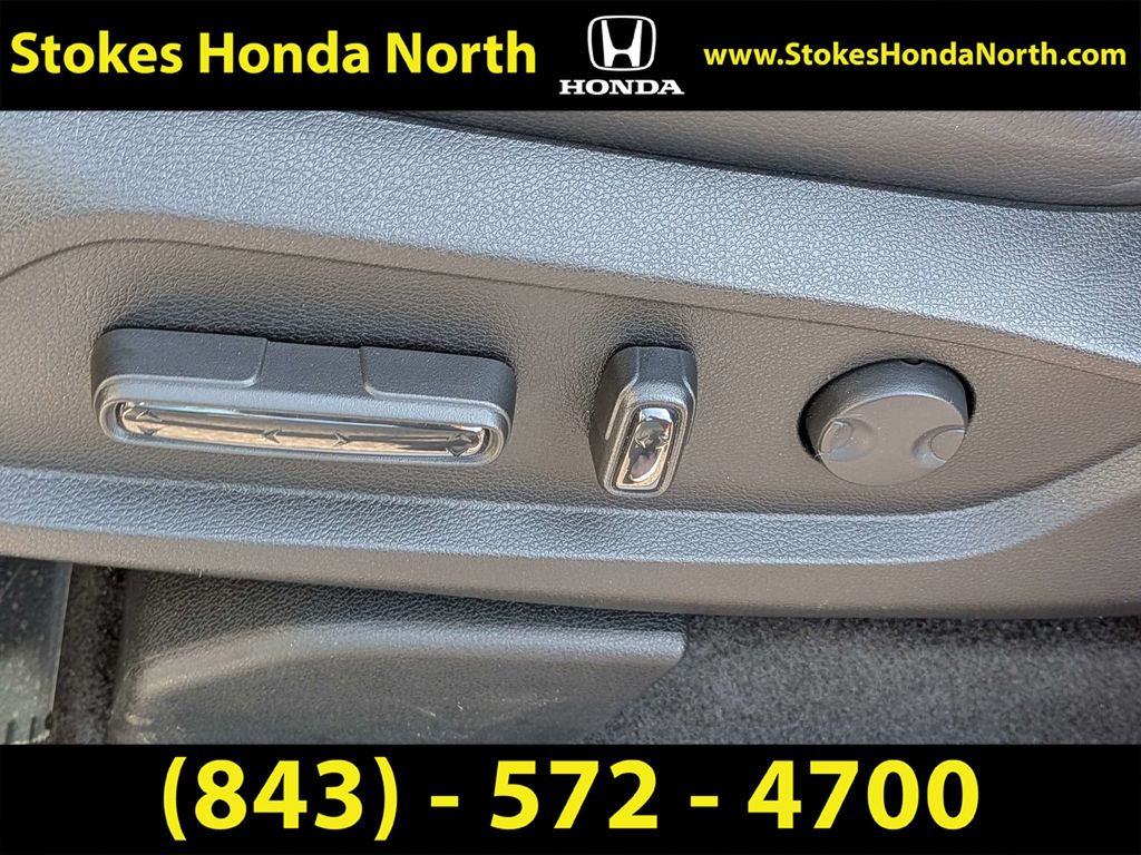 Used 2025 Honda Pilot SUV