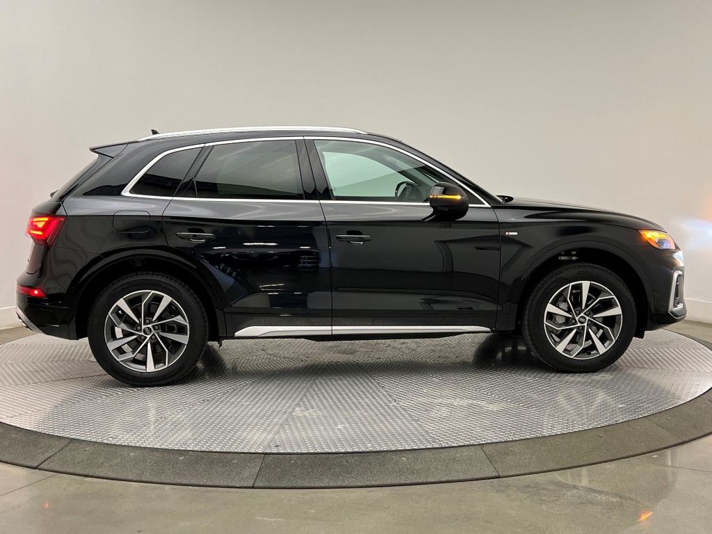 Thumbnail: 2023 Audi Q5 - 5