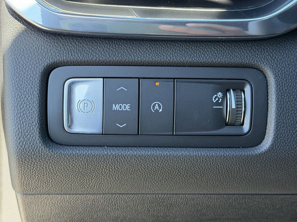 new 2026 GMC Acadia car, priced at $48,665