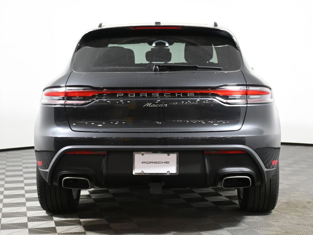 2025 Porsche Macan  6