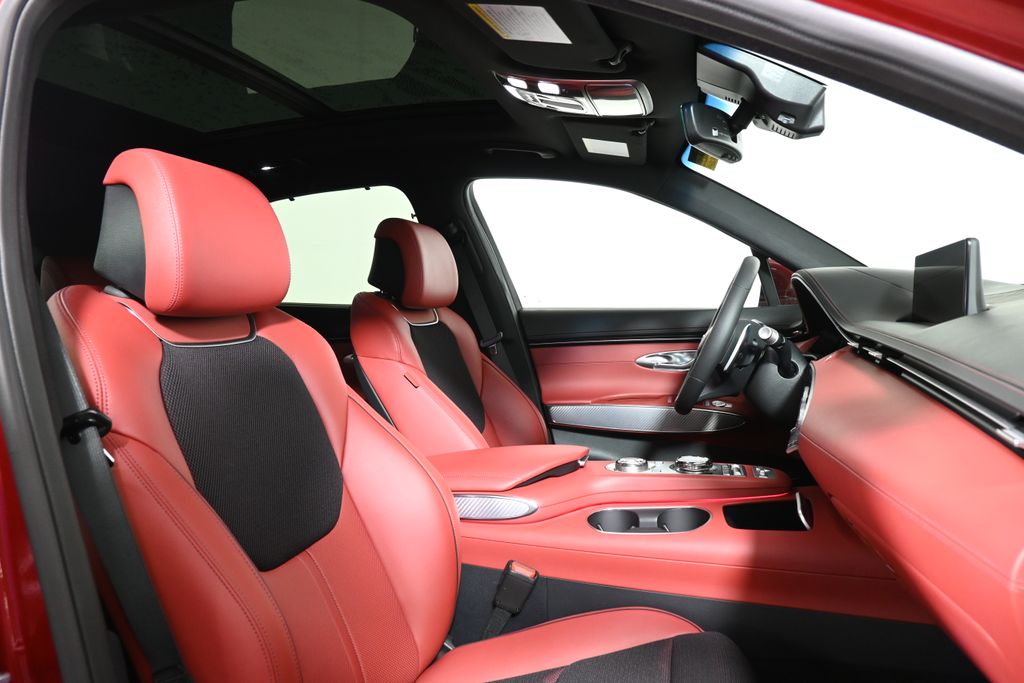 2024 Genesis GV70 2.5T 28