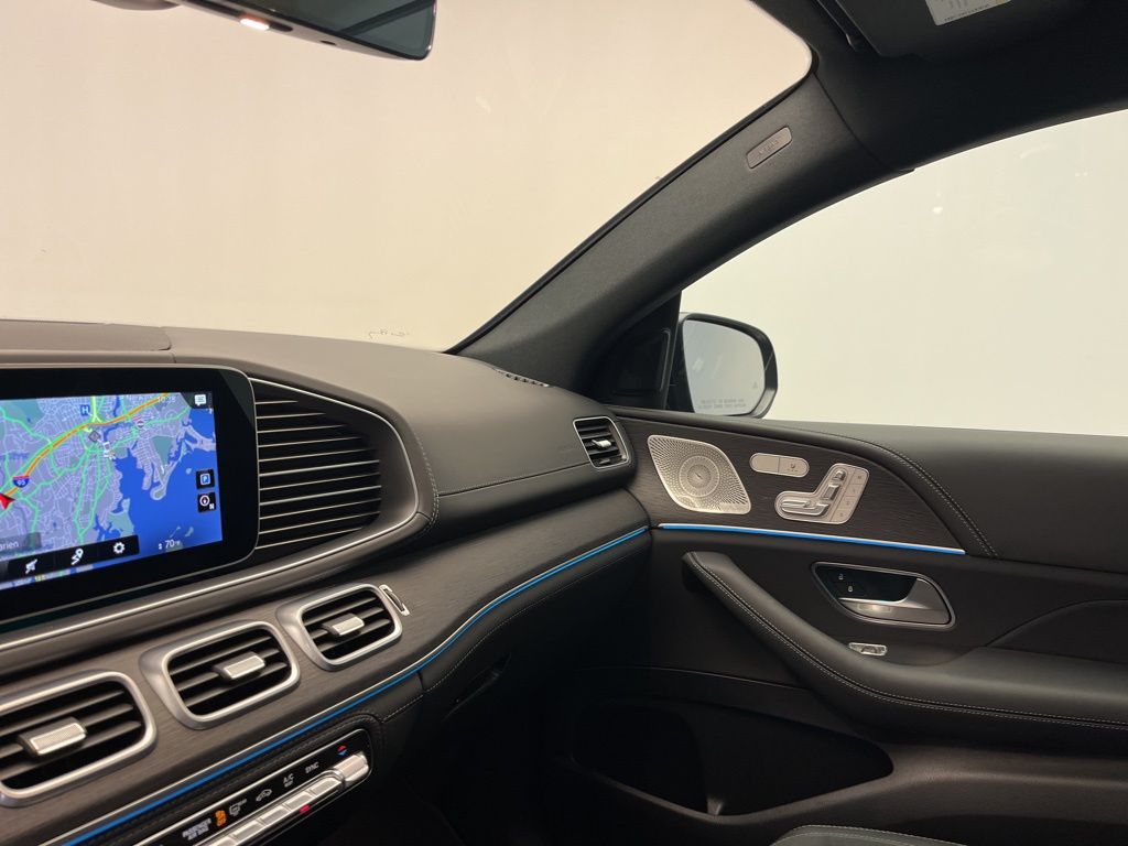 Thumbnail: 2022 Mercedes-Benz GLE - 21