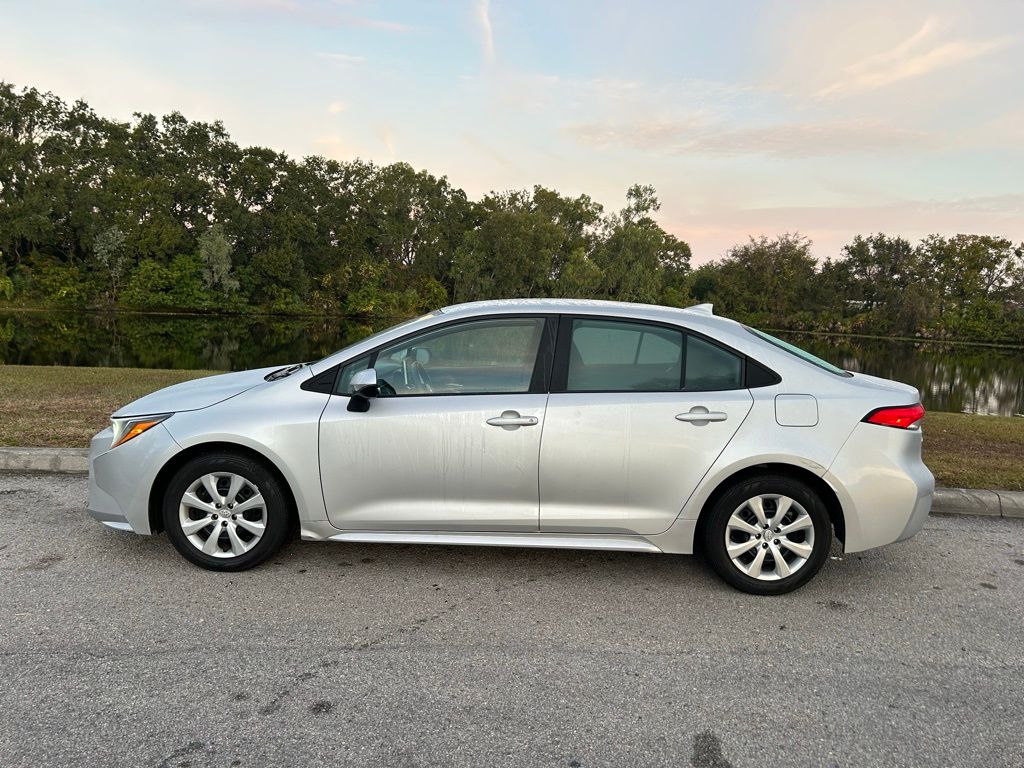 Thumbnail: 2021 Toyota Corolla - 2