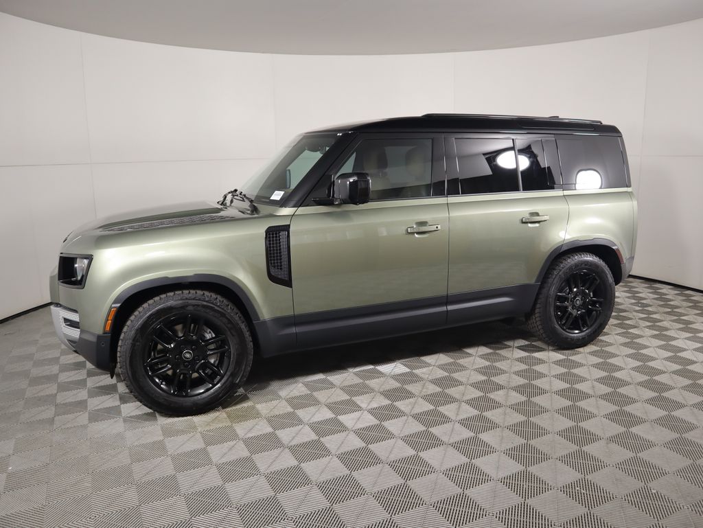 Thumbnail: 2025 Land Rover Defender - 8
