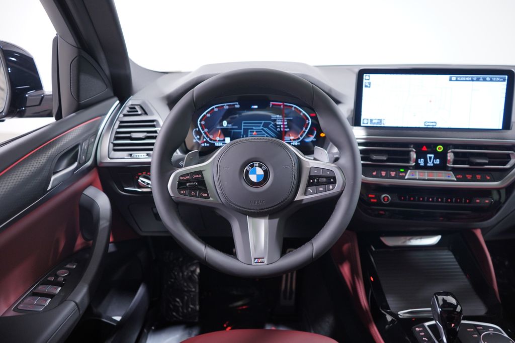 2025 BMW X4 xDrive30i 11