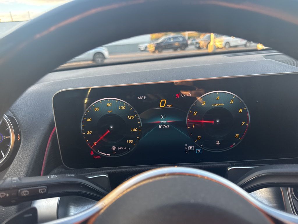 Thumbnail: 2021 Mercedes-Benz GLB - 5