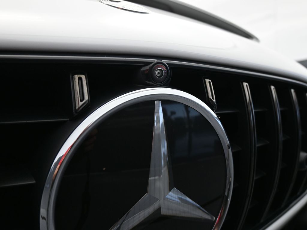 Used 2022 White Mercedes-Benz SL 63 AMG® image 52