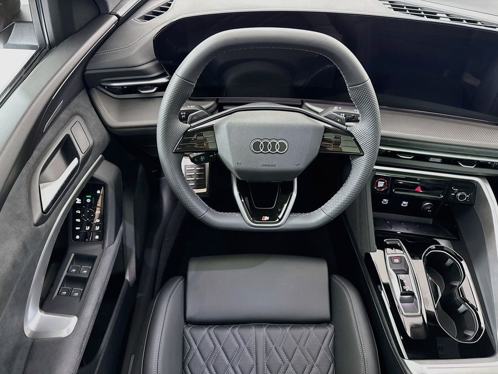 Thumbnail: 2026 Audi SQ5 - 11