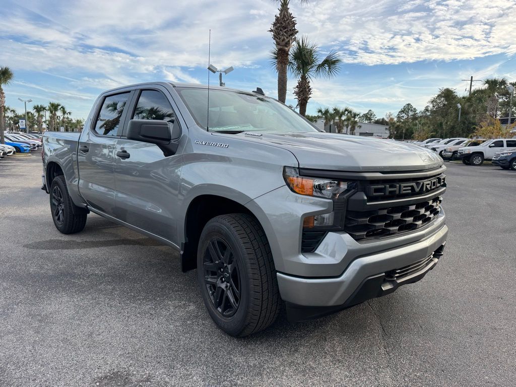 2025 Chevrolet Silverado 1500 Custom 10