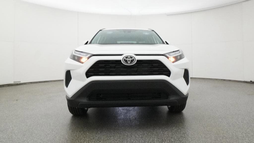 Thumbnail: 2025 Toyota RAV4 - 22