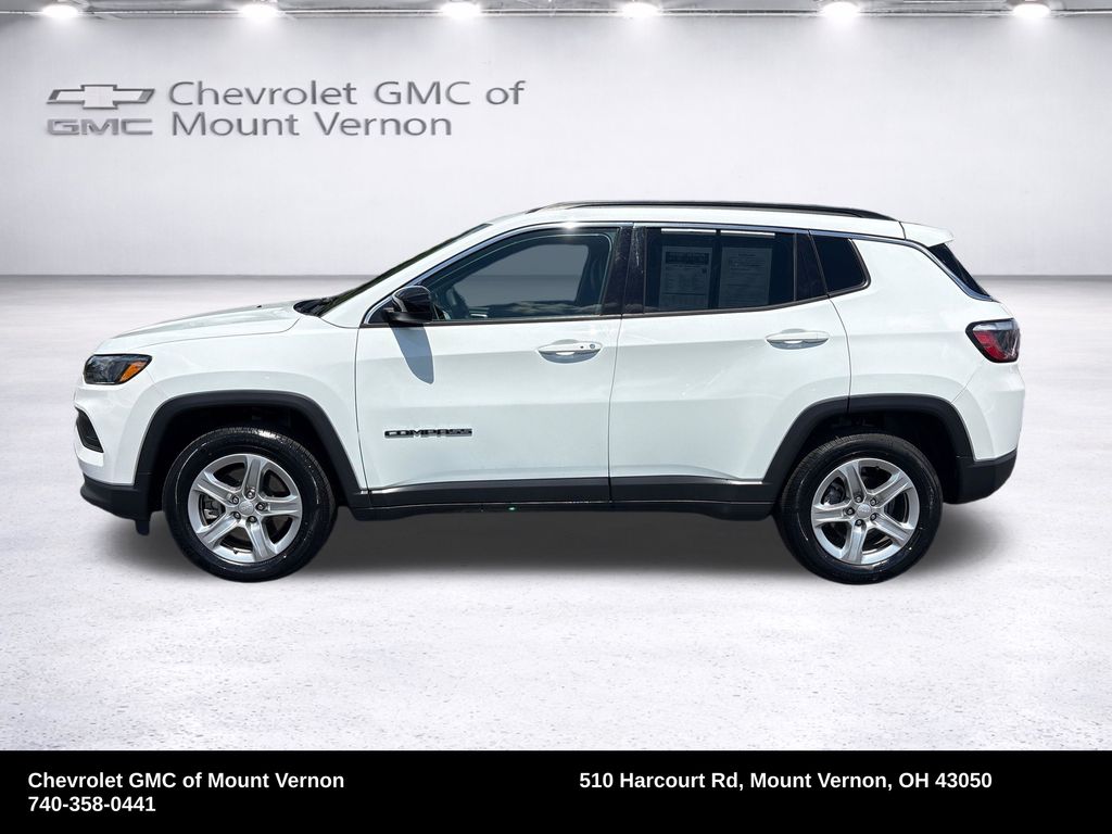 2024 Jeep Compass Latitude - Image 2